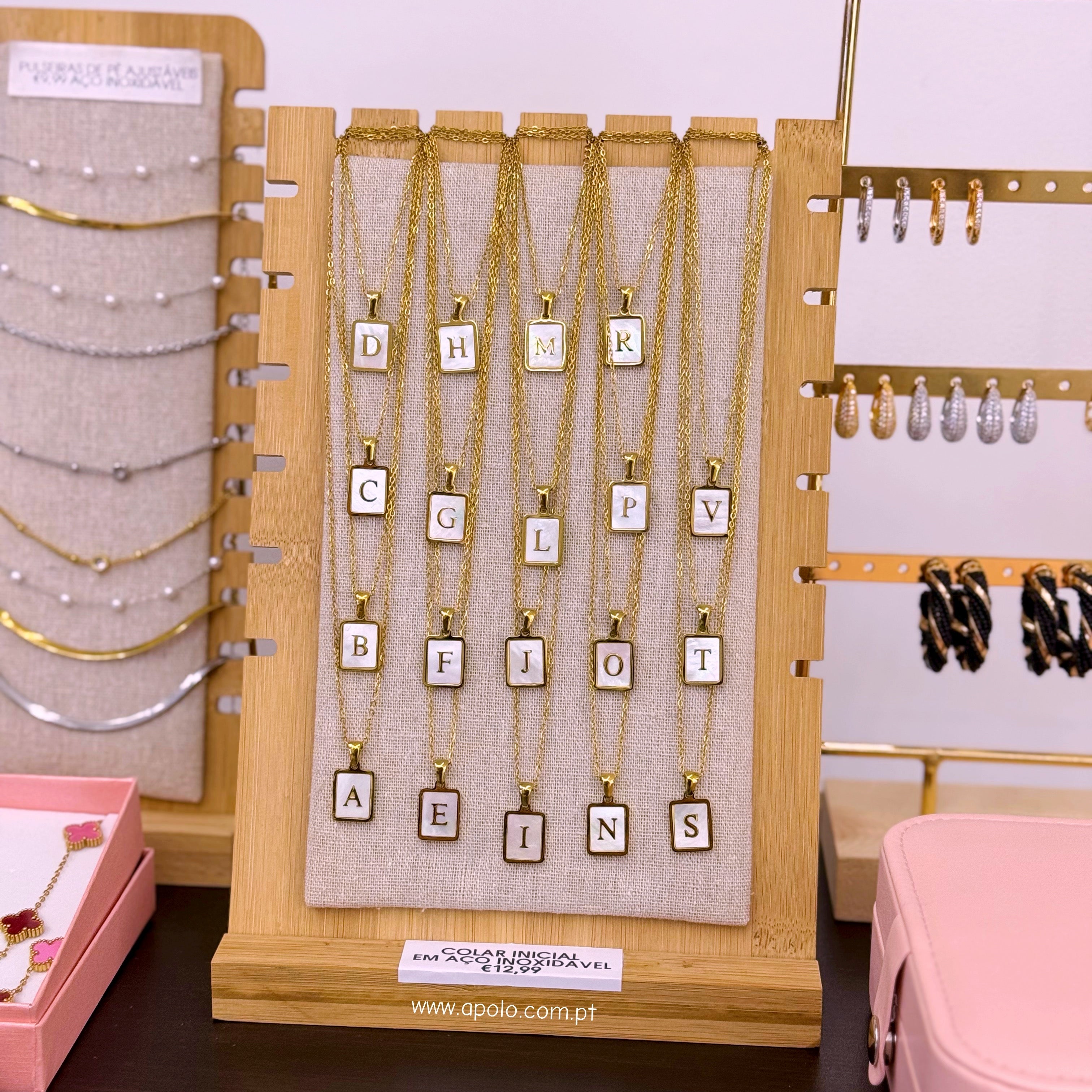 Colar com Inicial | 19 letras