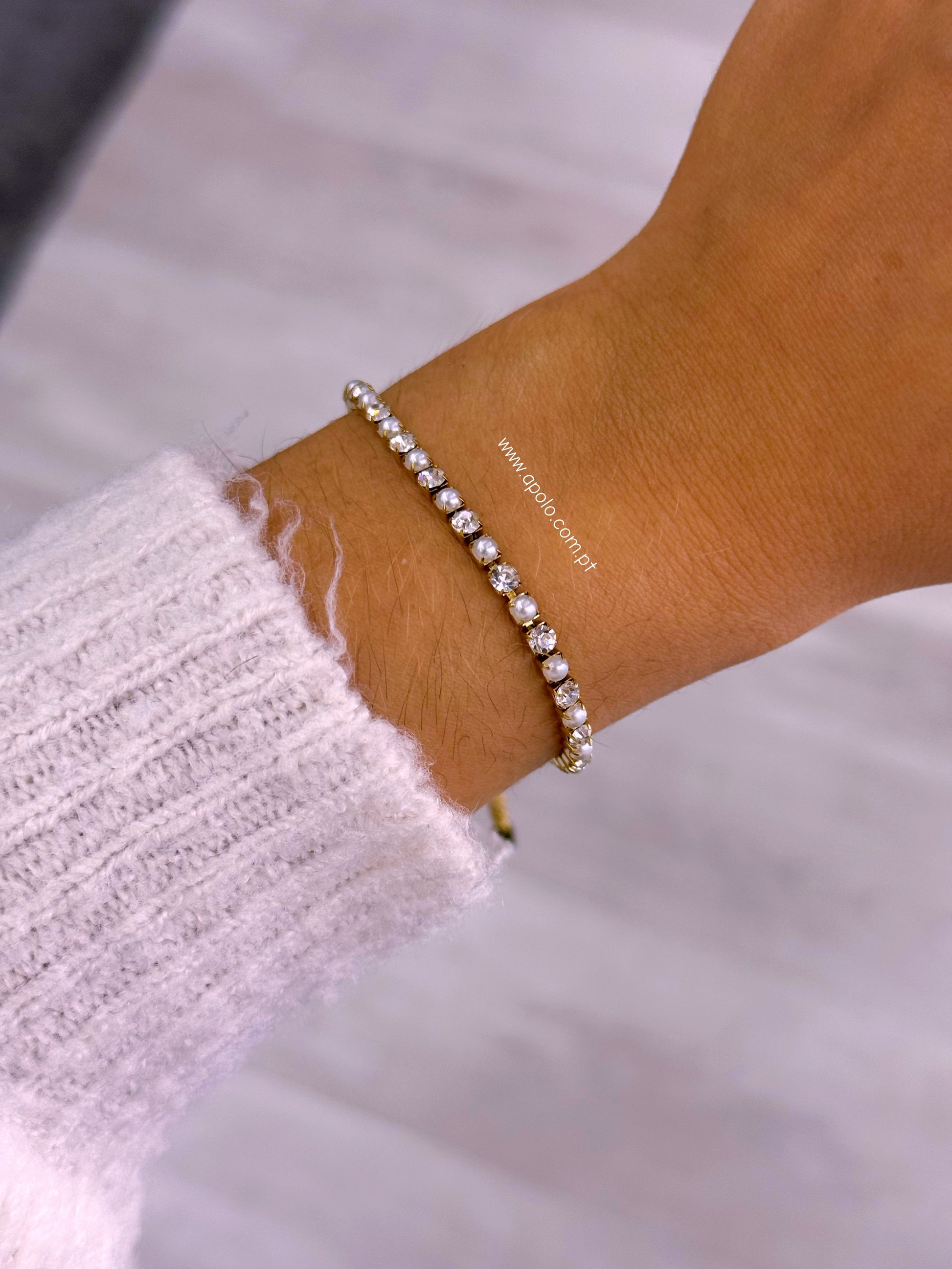 Pulseira efeito riviera com pérolas | Dourado