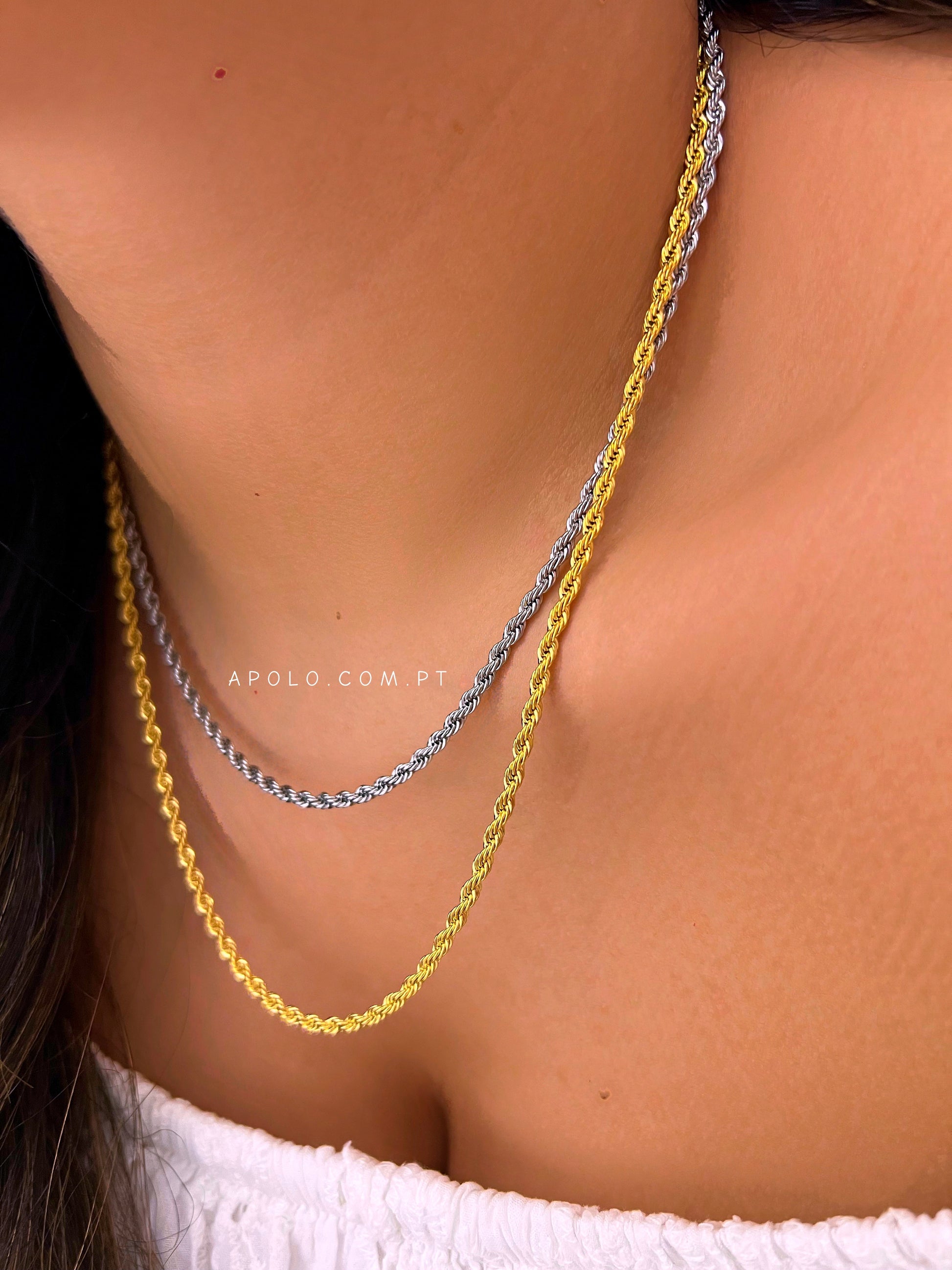 Colar malha torcida | 2 cores