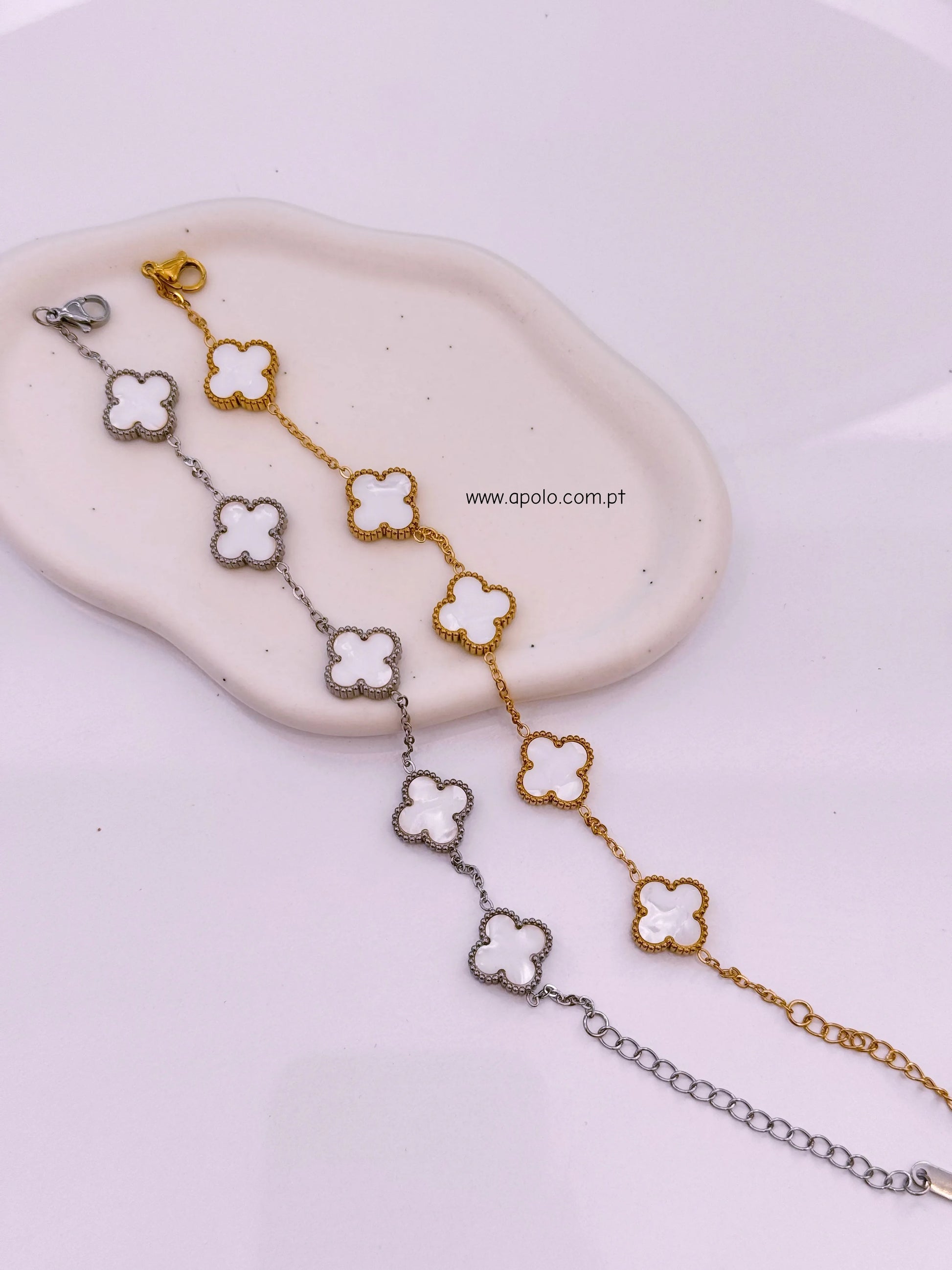 Pulseira 5 trevos reversíveis com brilhantes e madre pérola | 2 Cores