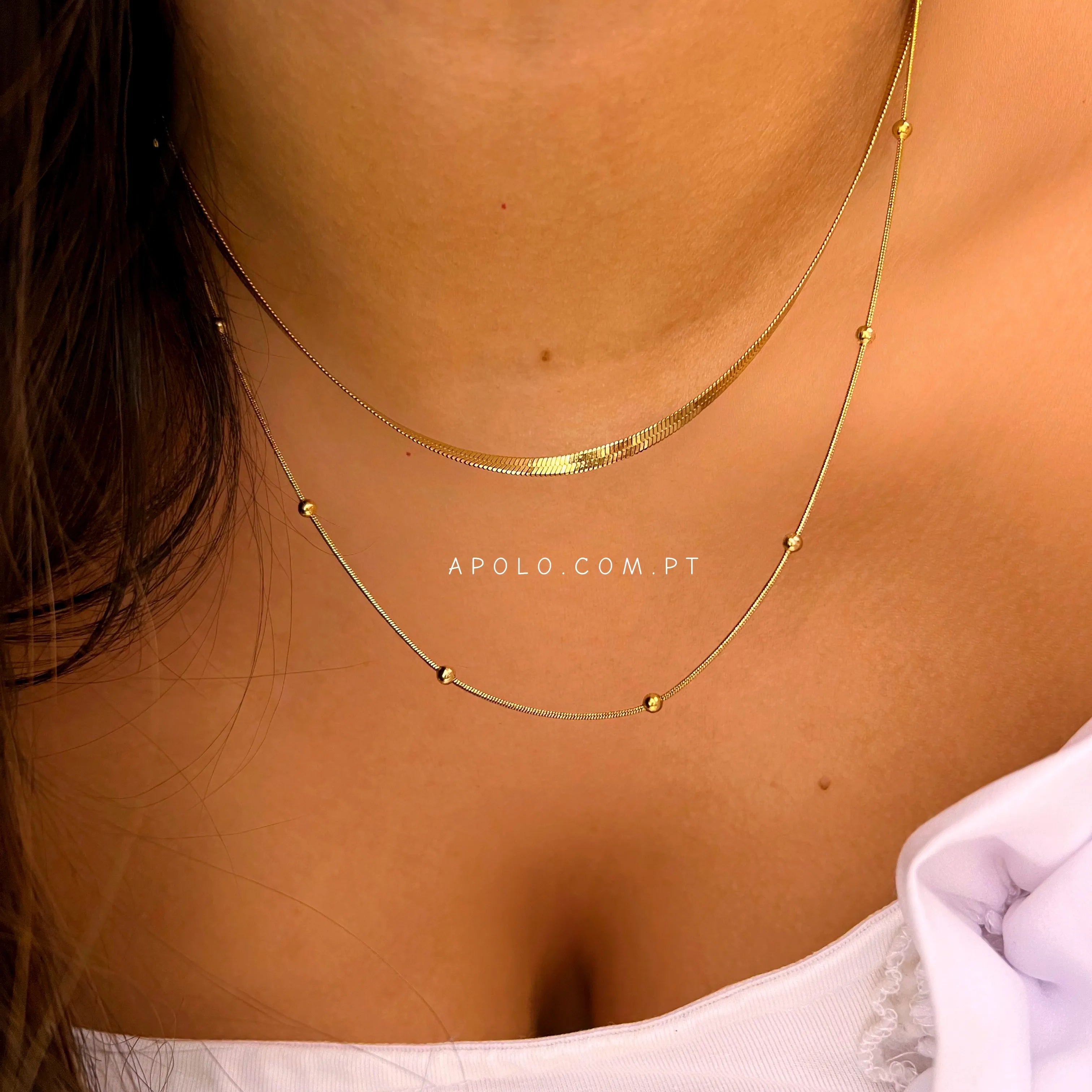 Colar duplo malha achatada e bolinhas | dourado