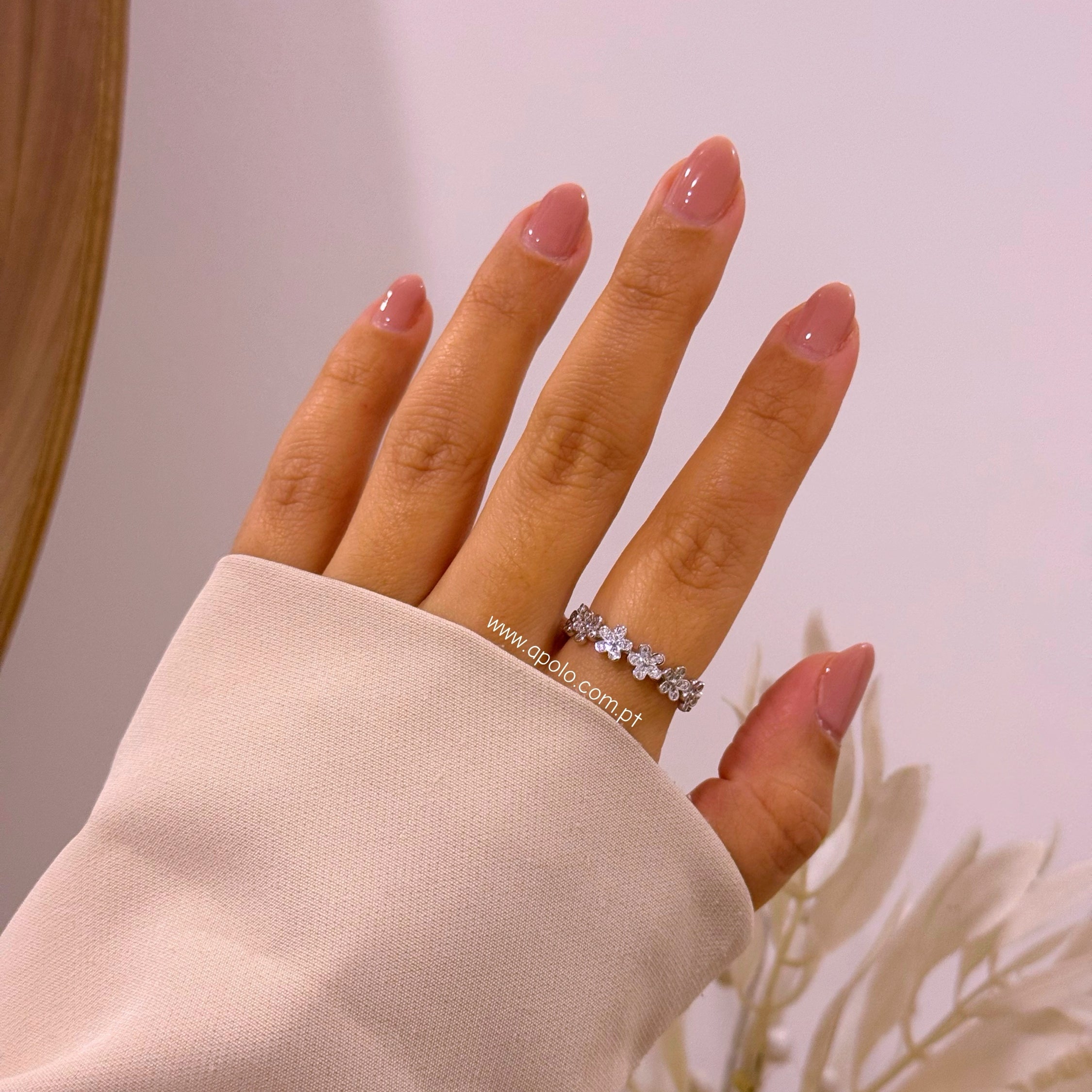 Anel delicado • flores com brilhantes | Linha Premium