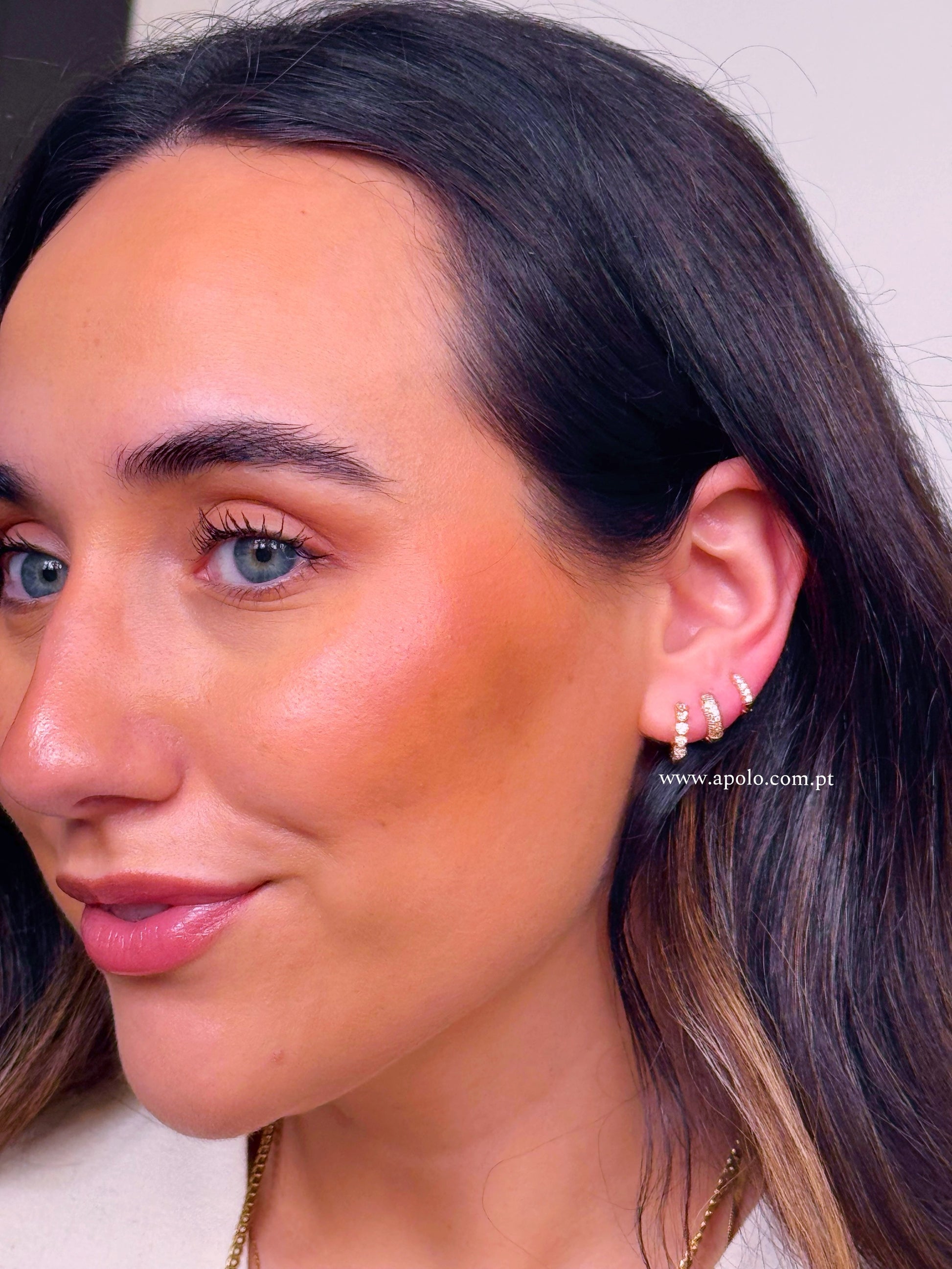 Argolinhas de mini corações preenchidos com brilhantes | Rose Gold