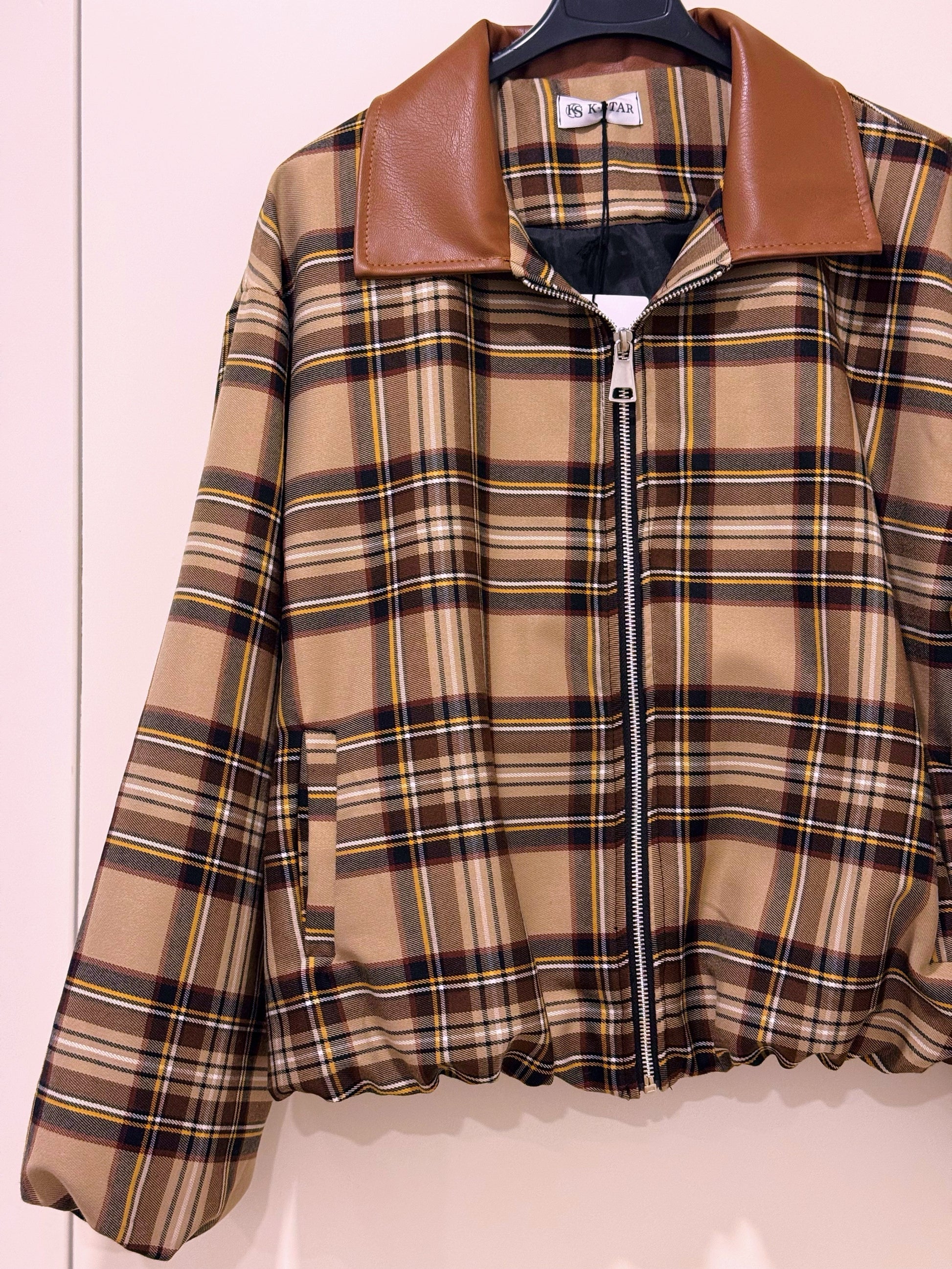 Casaco estilo bomber | Padrão xadrez castanho