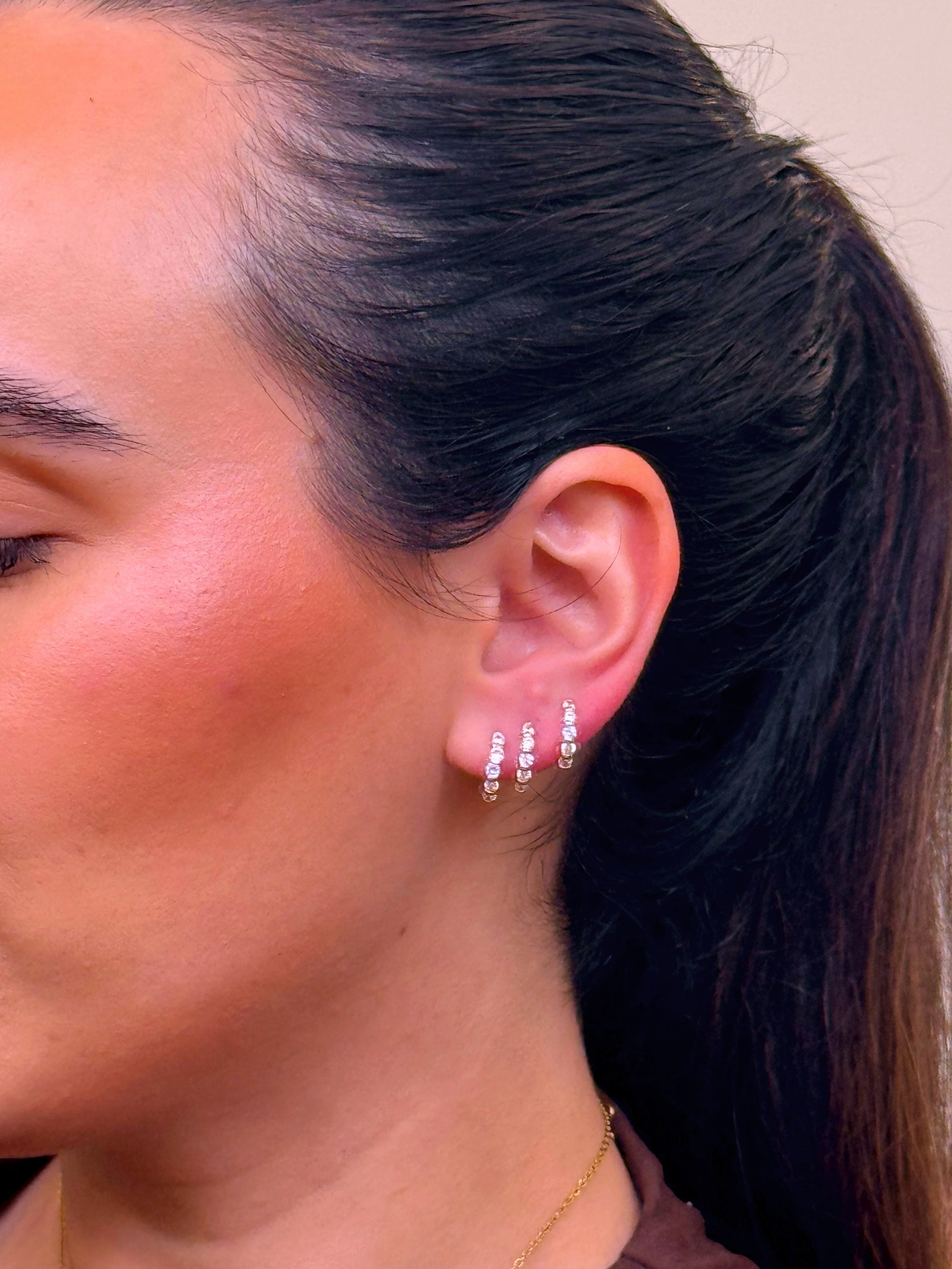 Argolinhas em fila de brilhantes | Rose Gold