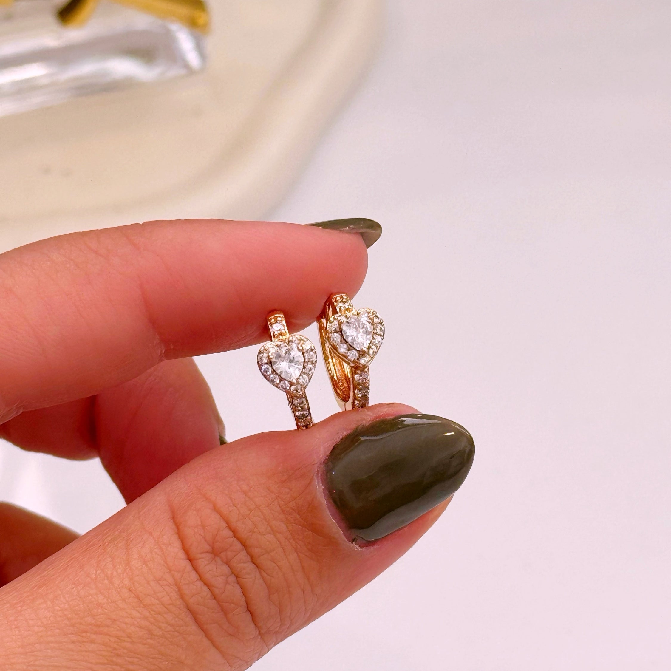 Argolinhas com brilhantes e formato coração | Rose Gold