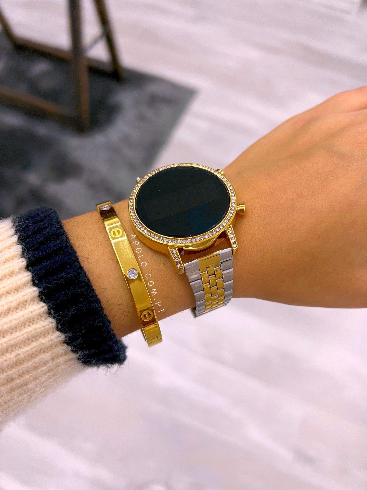 Relógio digital redondo com brilhantes | prateado e dourado