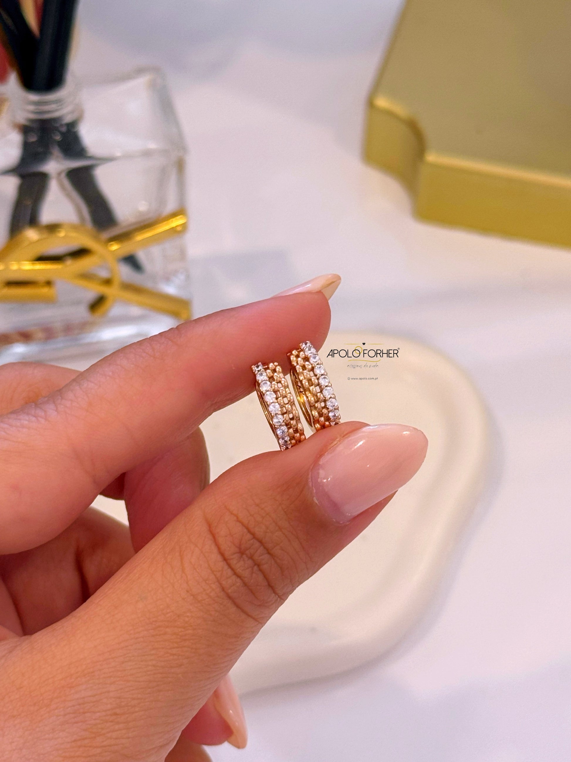 Argolinhas com efeito corrente e fila de brilhantes | Rose Gold