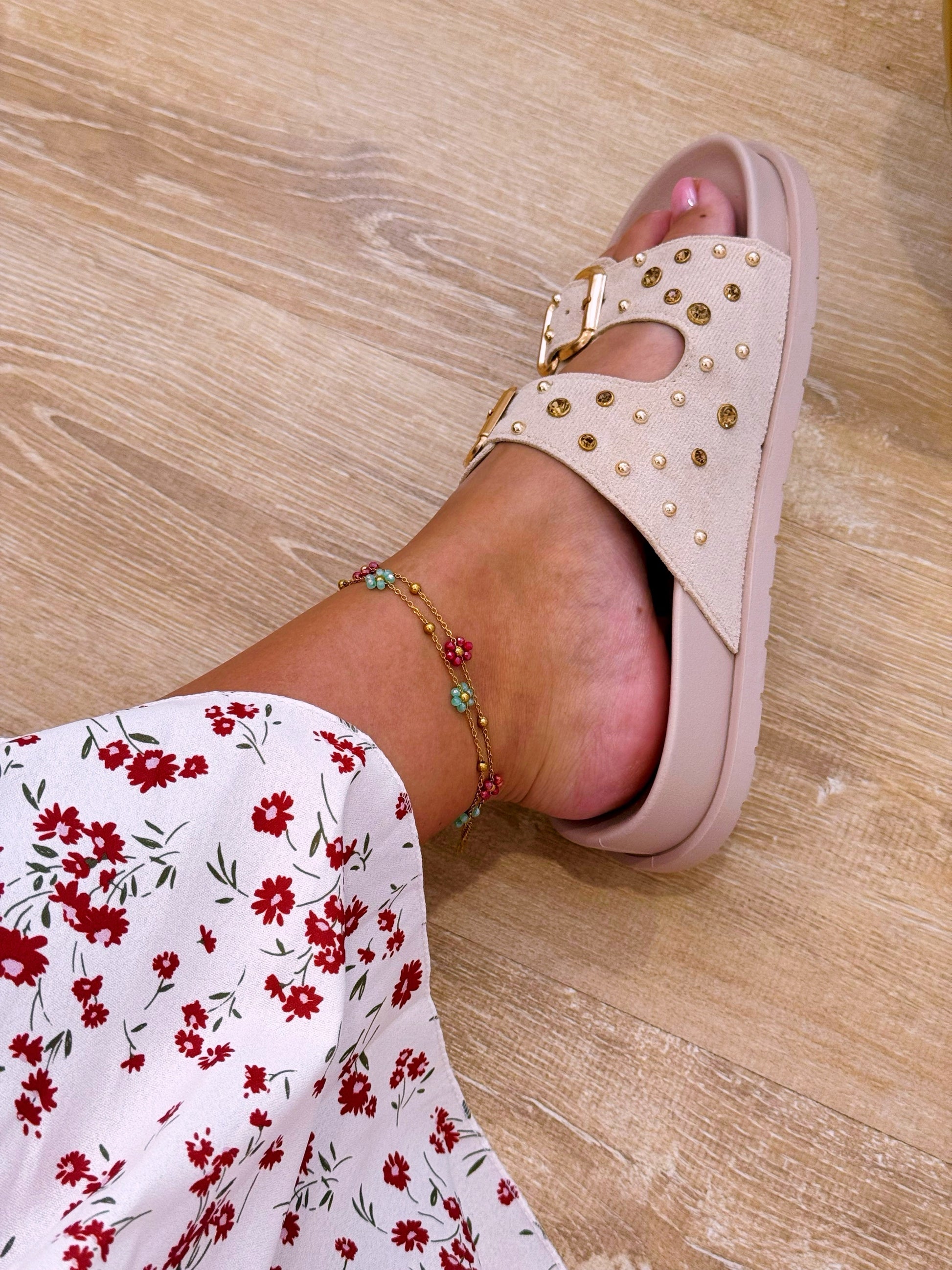 Pulseira de pé dourada com flores | 2 cores