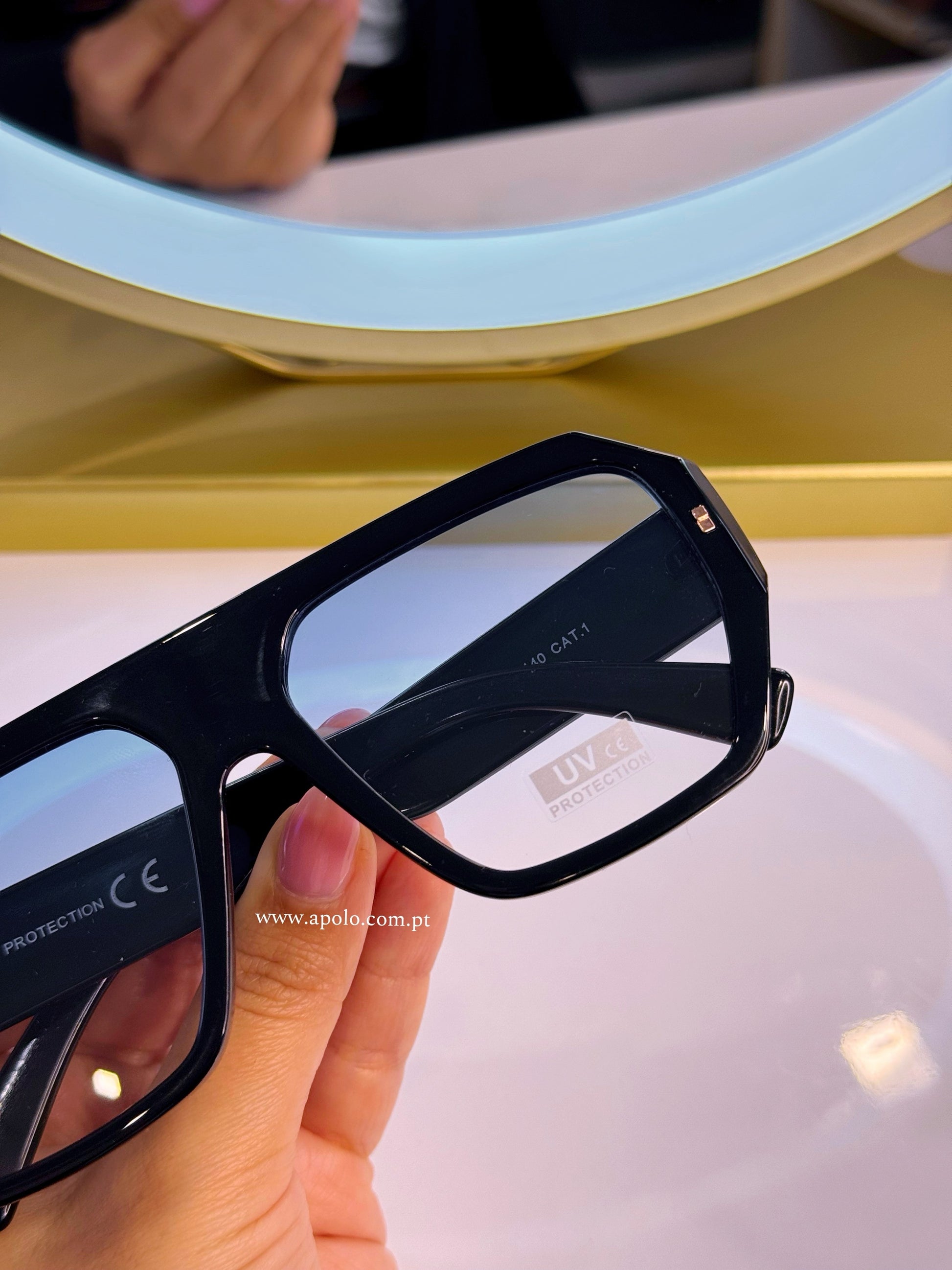 Óculos com armação em massa | Lente Degradê Azul