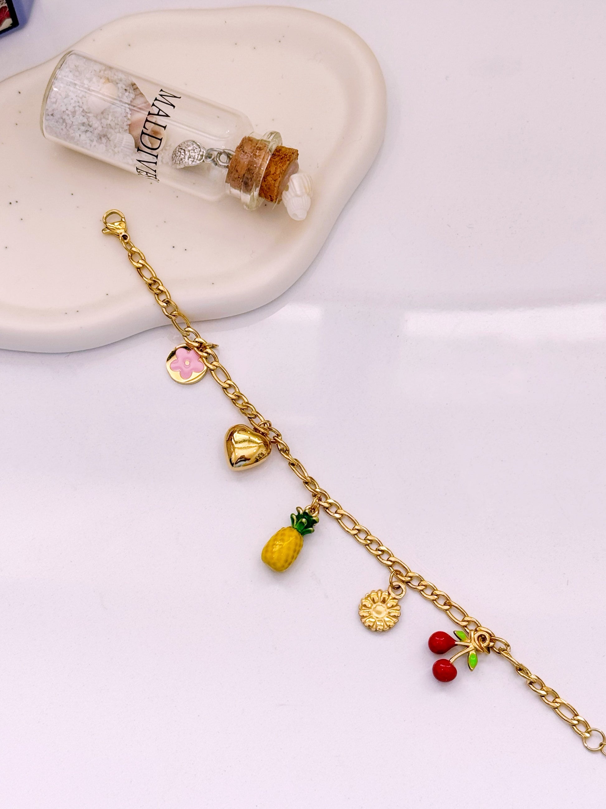 Pulseira com pendentes • ananás e cerejas | Dourado