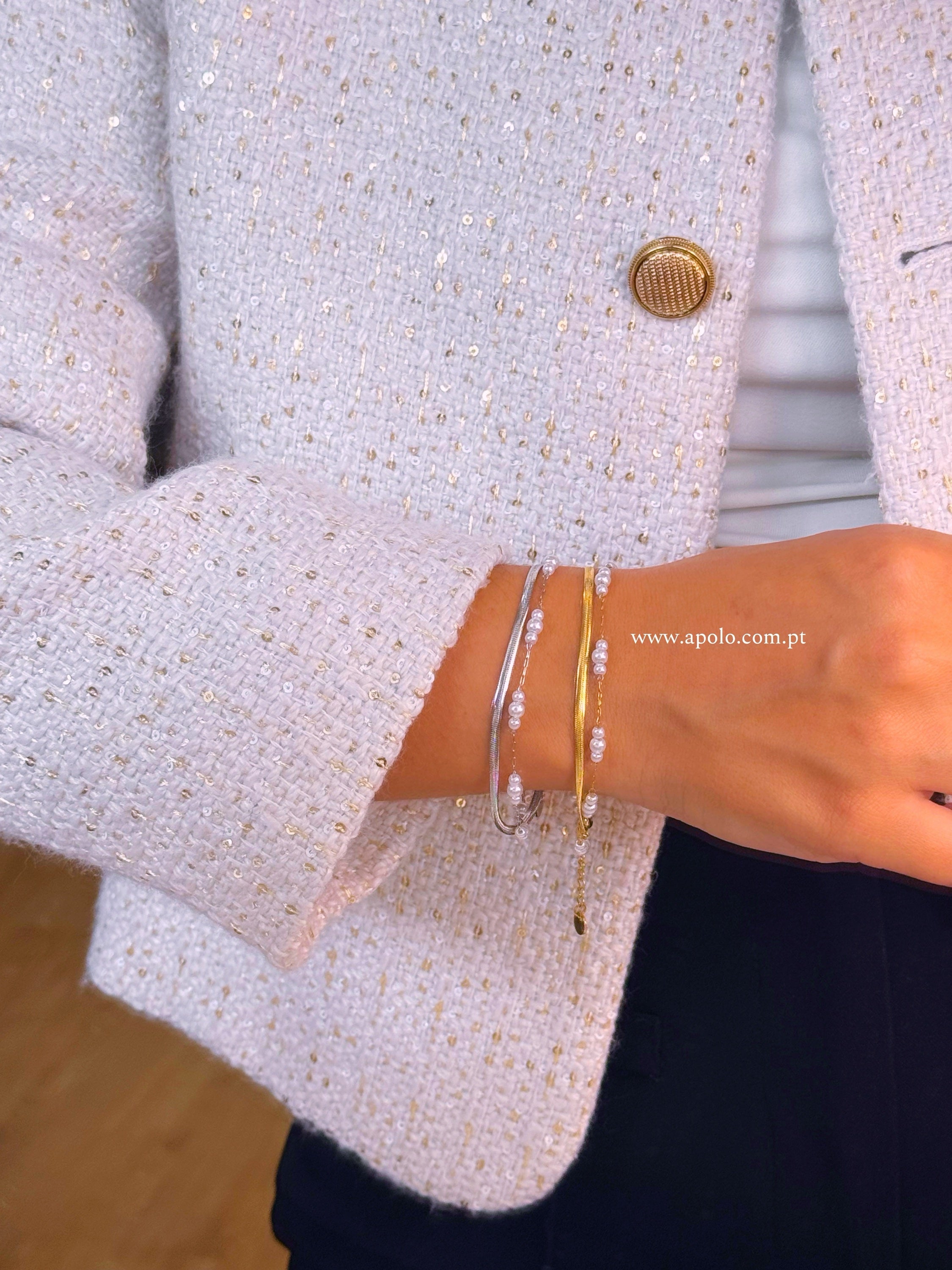 Pulseira efeito duplo malha achatada e malha fininha com perolas | 2 cores