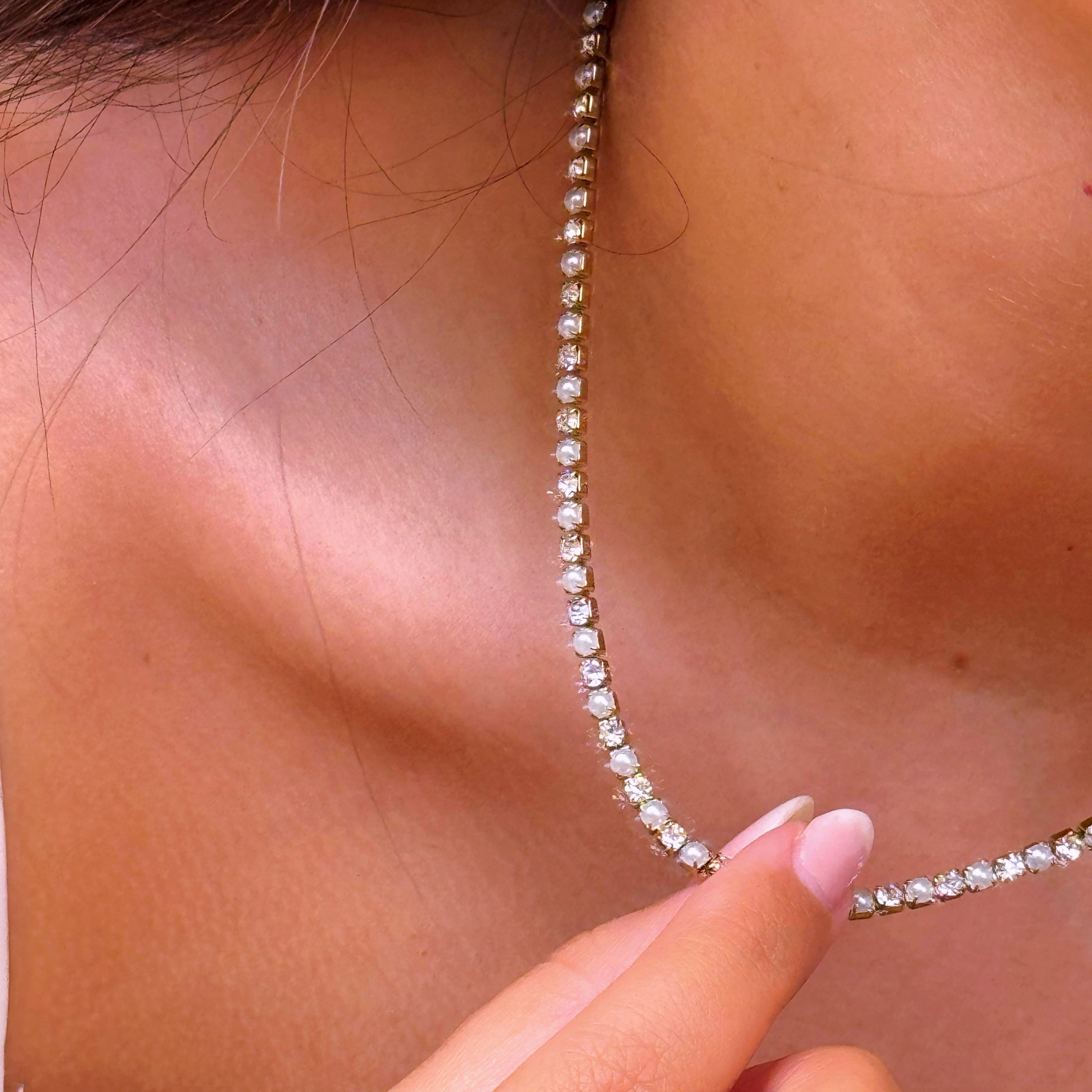 Colar riviera com pérolas e brilhantes | Dourado