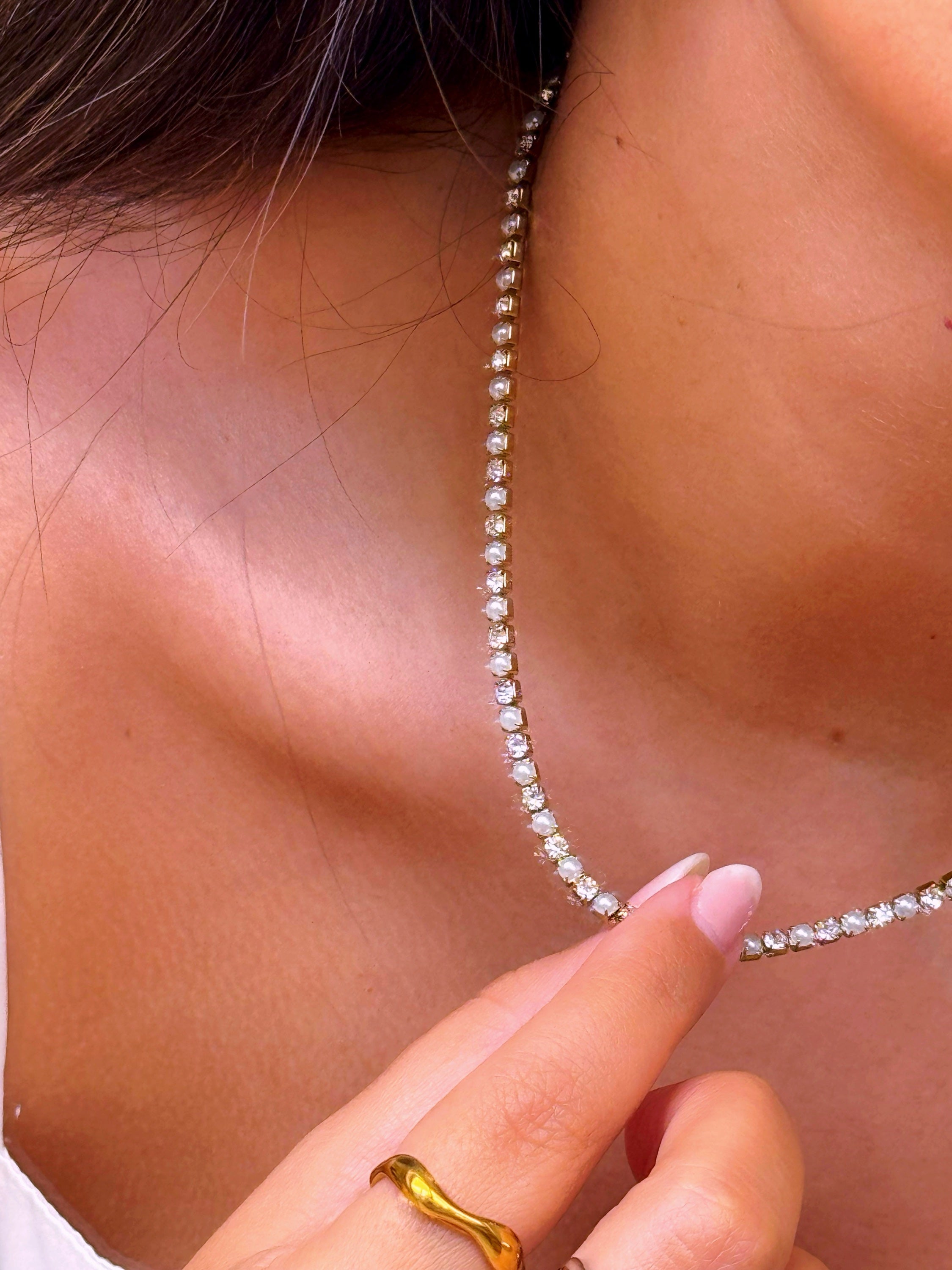 Colar riviera com pérolas e brilhantes | Dourado