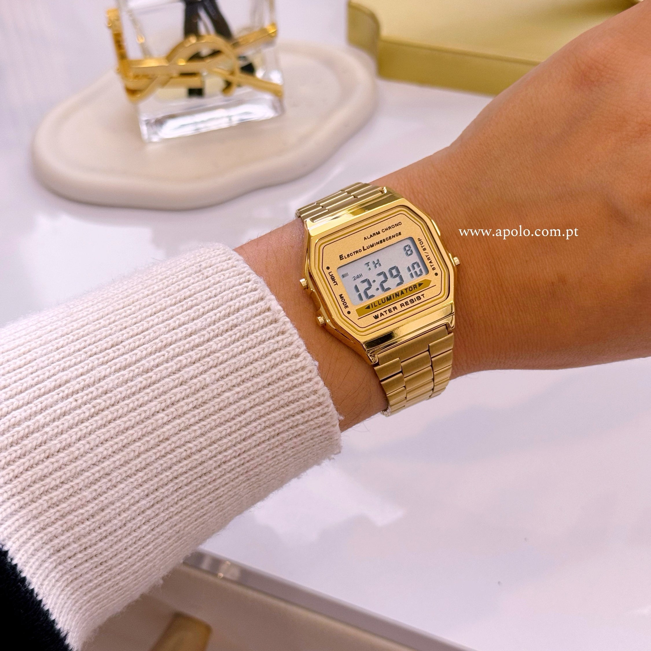 Relógio digital | Dourado