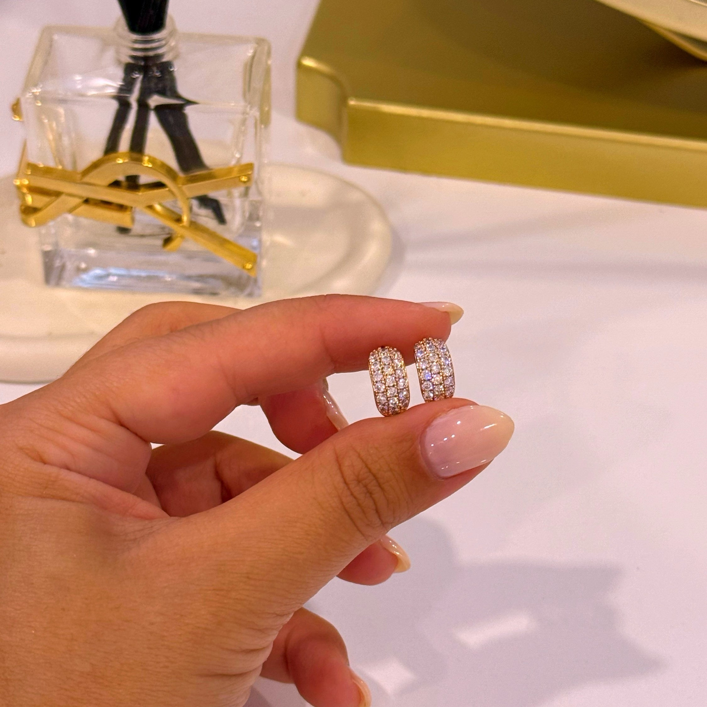 Argolinhas preenchidas com 3 filas de brilhantes | Rose Gold