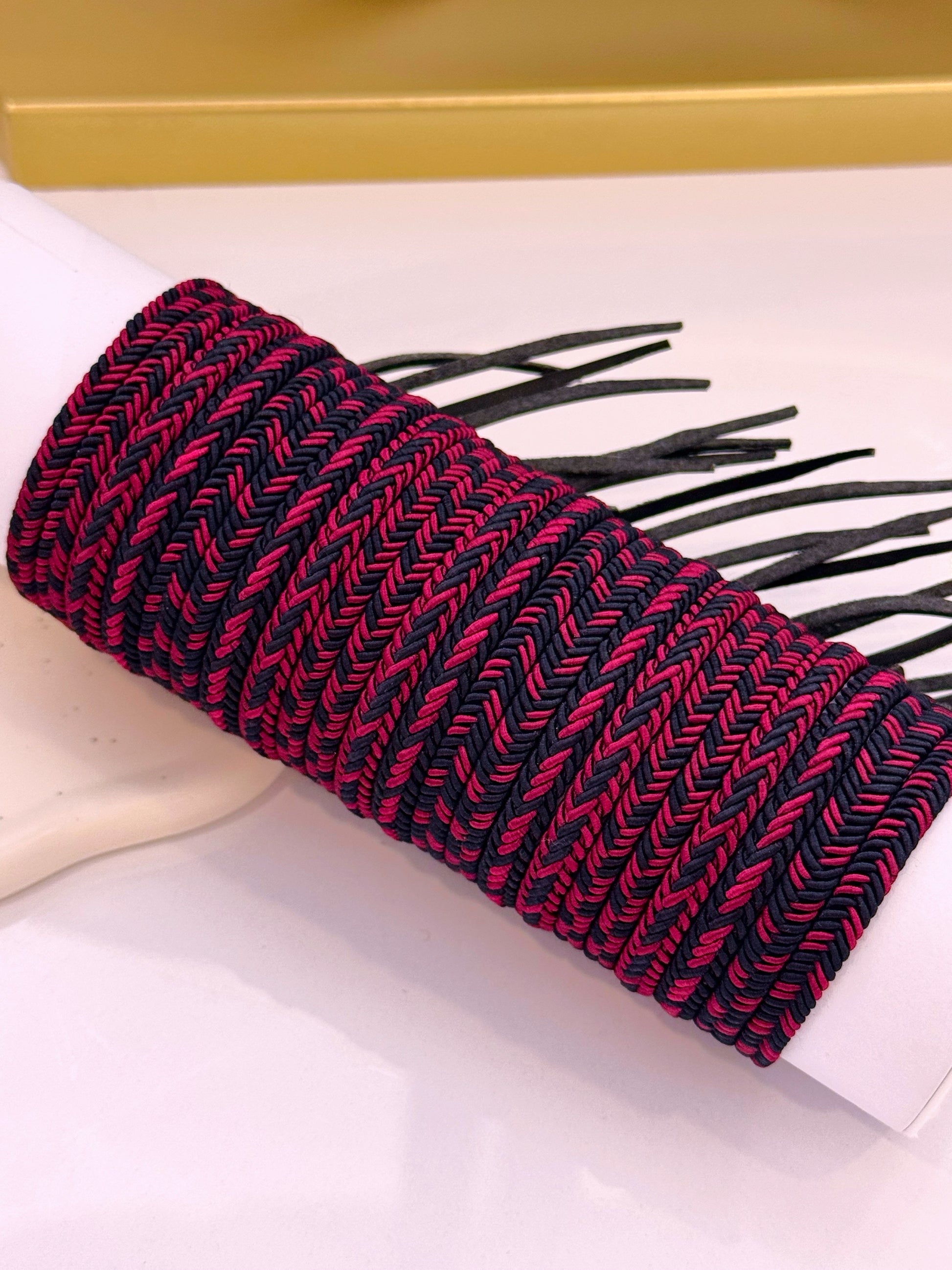 Pulseira de tecido | Azul Marinho e Bordô • modelo sortido