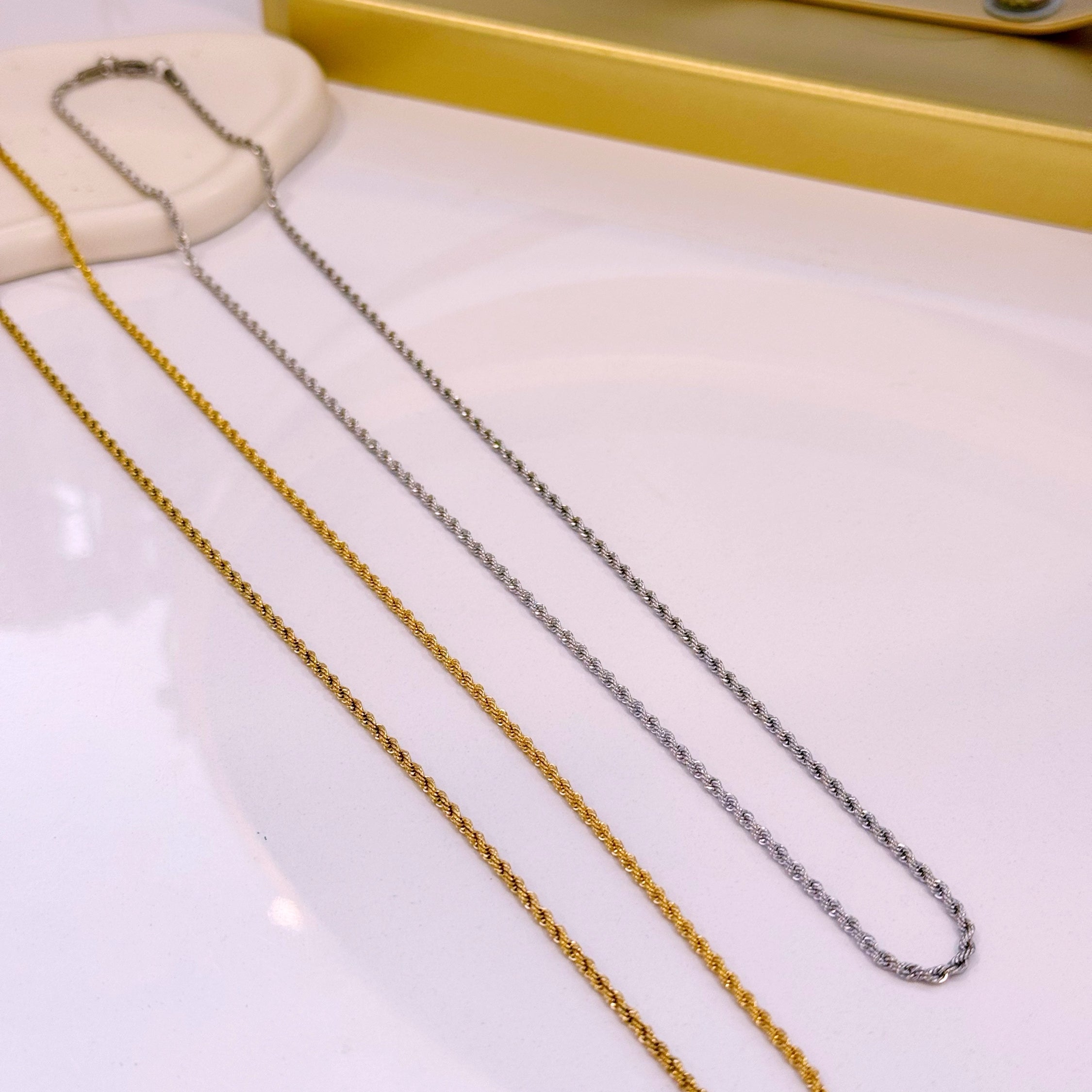 Colar malha torcida | 2 Cores