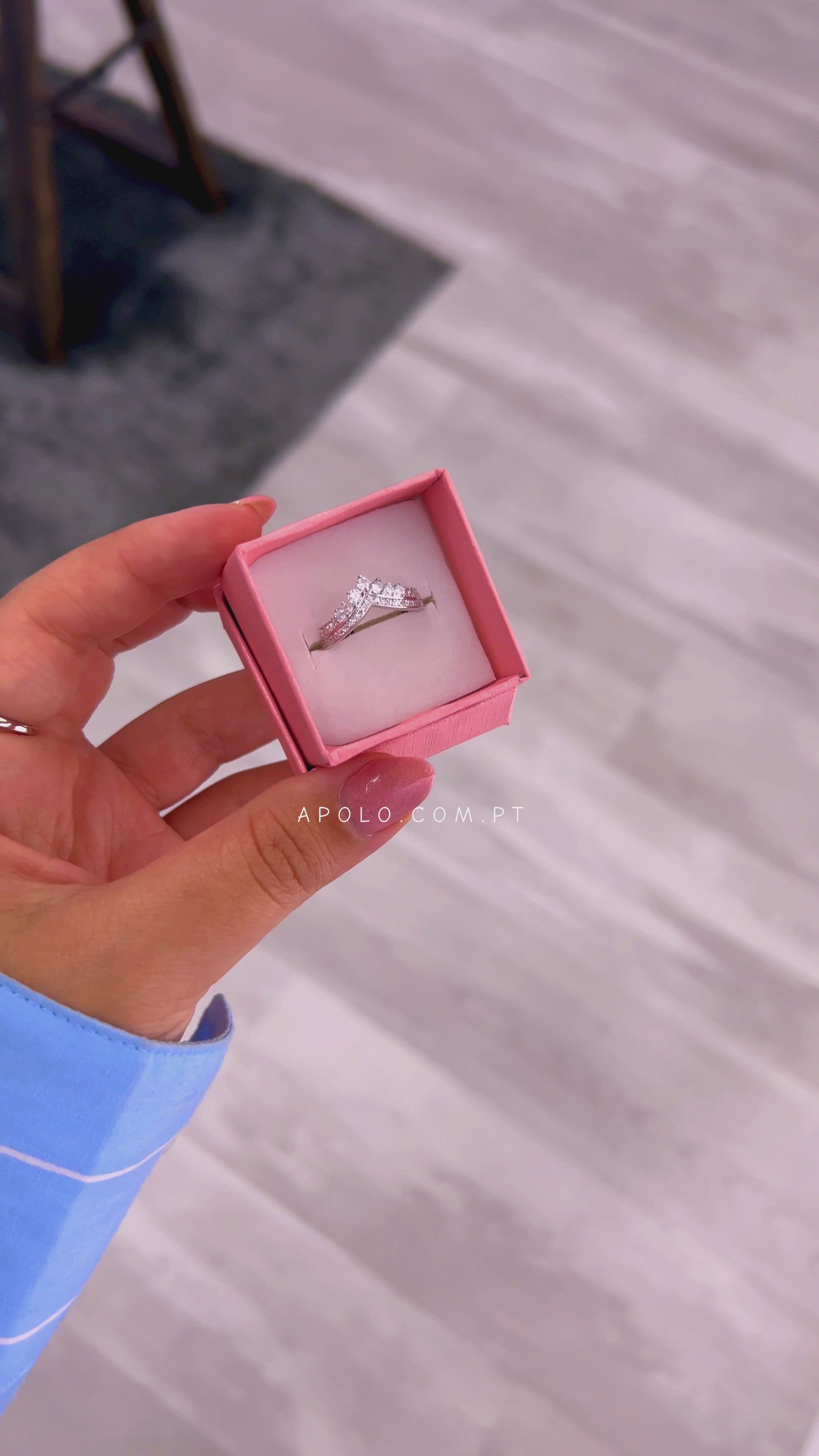 Anel delicado • bico com brilhantes | Linha Premium