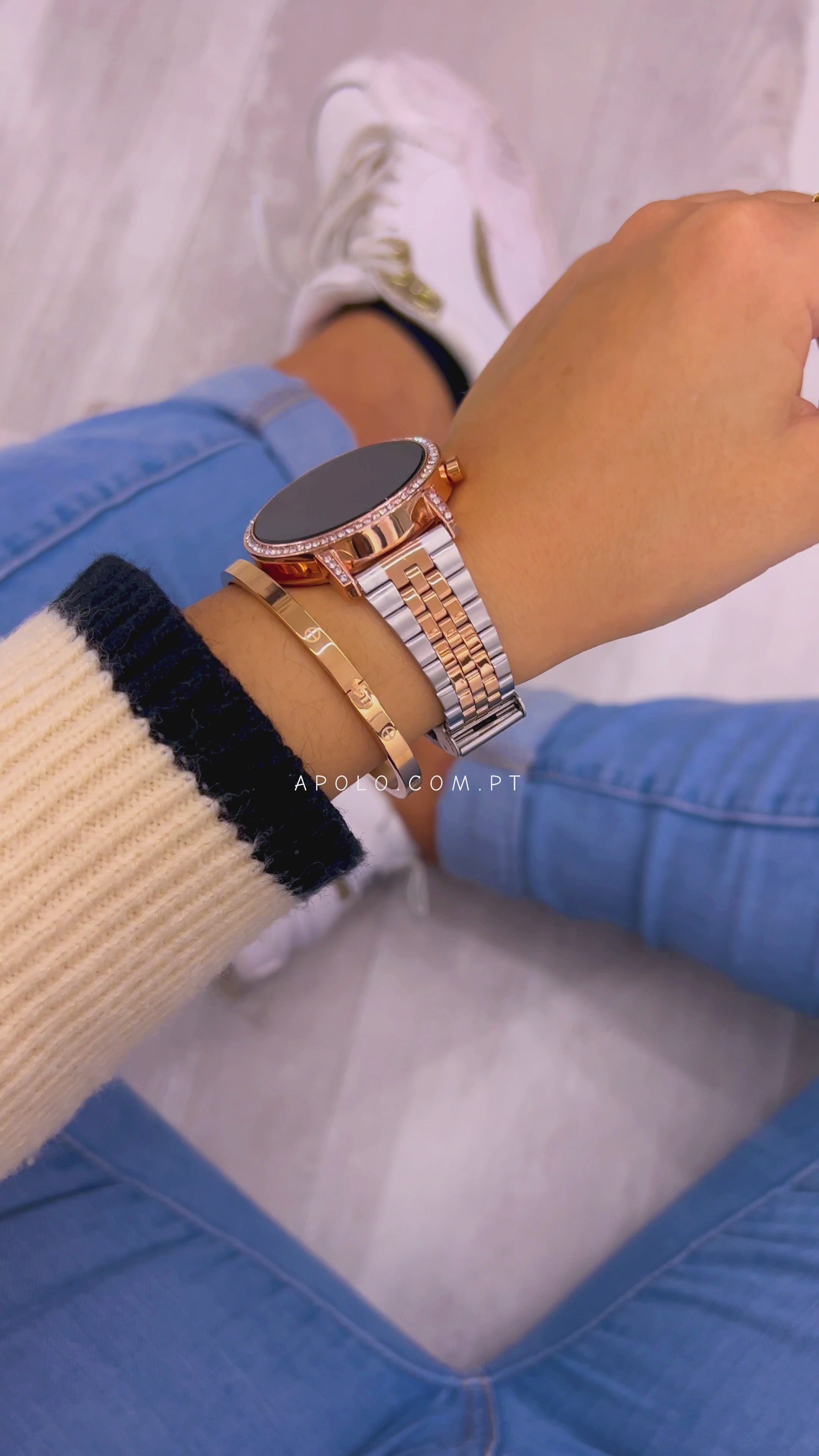 Relógio digital redondo com brilhantes | prateado e rose gold